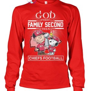 God First Family Second Then Kansas City Chiefs Football x Snoopy Limited Edition Unisex T-Shirt